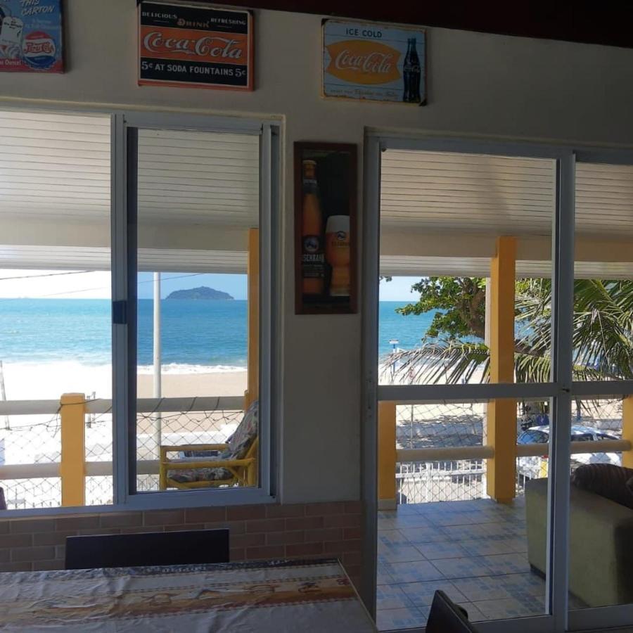 Mansao Ouro Verde Vlc Frente Para O Mar Com Piscina Piçarras Zewnętrze zdjęcie