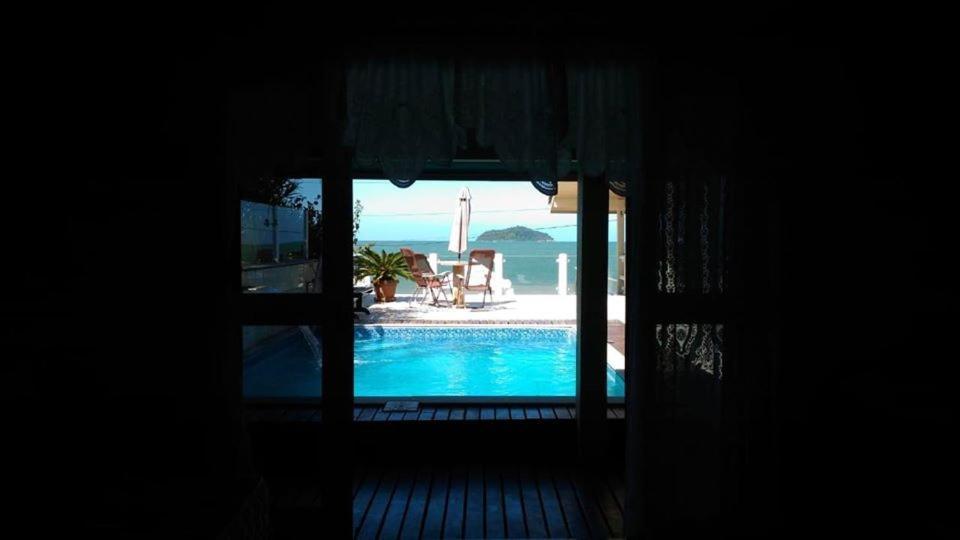 Mansao Ouro Verde Vlc Frente Para O Mar Com Piscina Piçarras Zewnętrze zdjęcie
